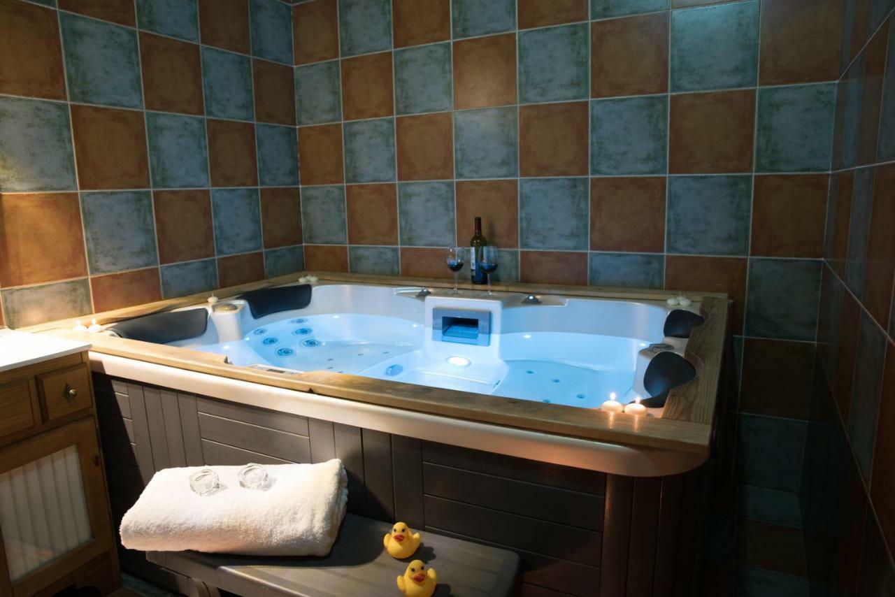 Jabata Spa Cabezas Altas 外观 照片